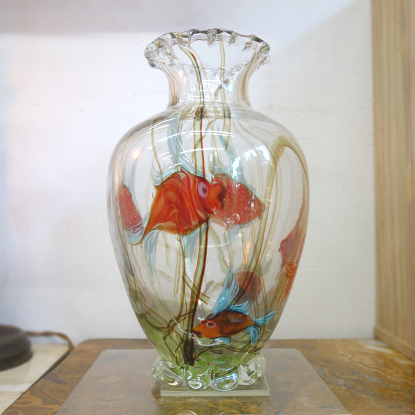 ベネチアンガラス　花瓶　ガラス工芸品　ガラスアート　水族館　魚　べネチアングラス