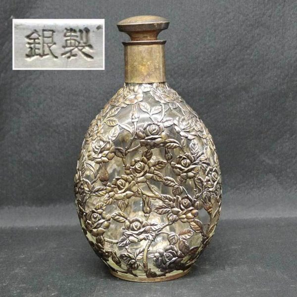 彫金花図金工細工銀被硝子ボトル