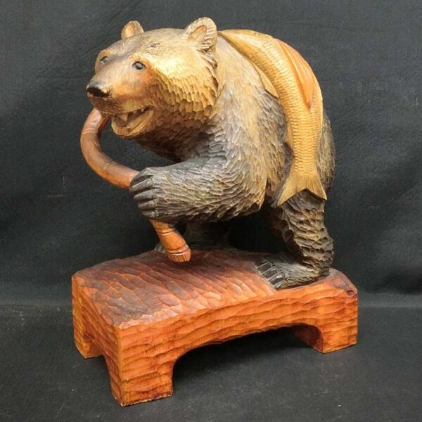 木彫り熊をヤフオクにて出品しております。 | 骨董品の買取なら